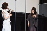 左から小澤亜李、本渡楓。