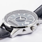 「カウボーイビバップ」をモチーフにした腕時計。