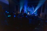 「SK∞ エスケーエイト 愛の仮面舞踏会（マスカレード）」ライブの様子。