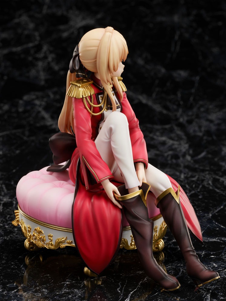 「リーシア・エルフリーデン 1/7 スケールフィギュア」