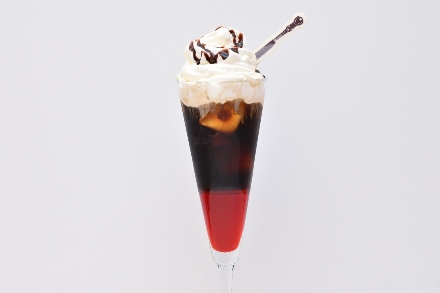 「セバスチャンのストロベリーカフェモカ」
