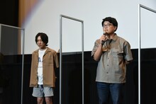 左から久米田康治、村野佑太監督。