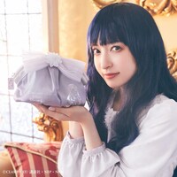 「知世ちゃんと紫陽花の下でポーチ（M）」