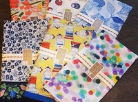 夜長堂のハンカチ。