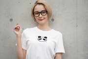 ドラマ「キン肉マン THE LOST LEGEND」に、ミート君役にキャスティングされた本人役で出演する玉城ティナ。