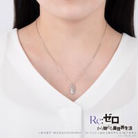 「Re:ゼロから始める異世界生活 レムモチーフ プレートネックレス」着用イメージ