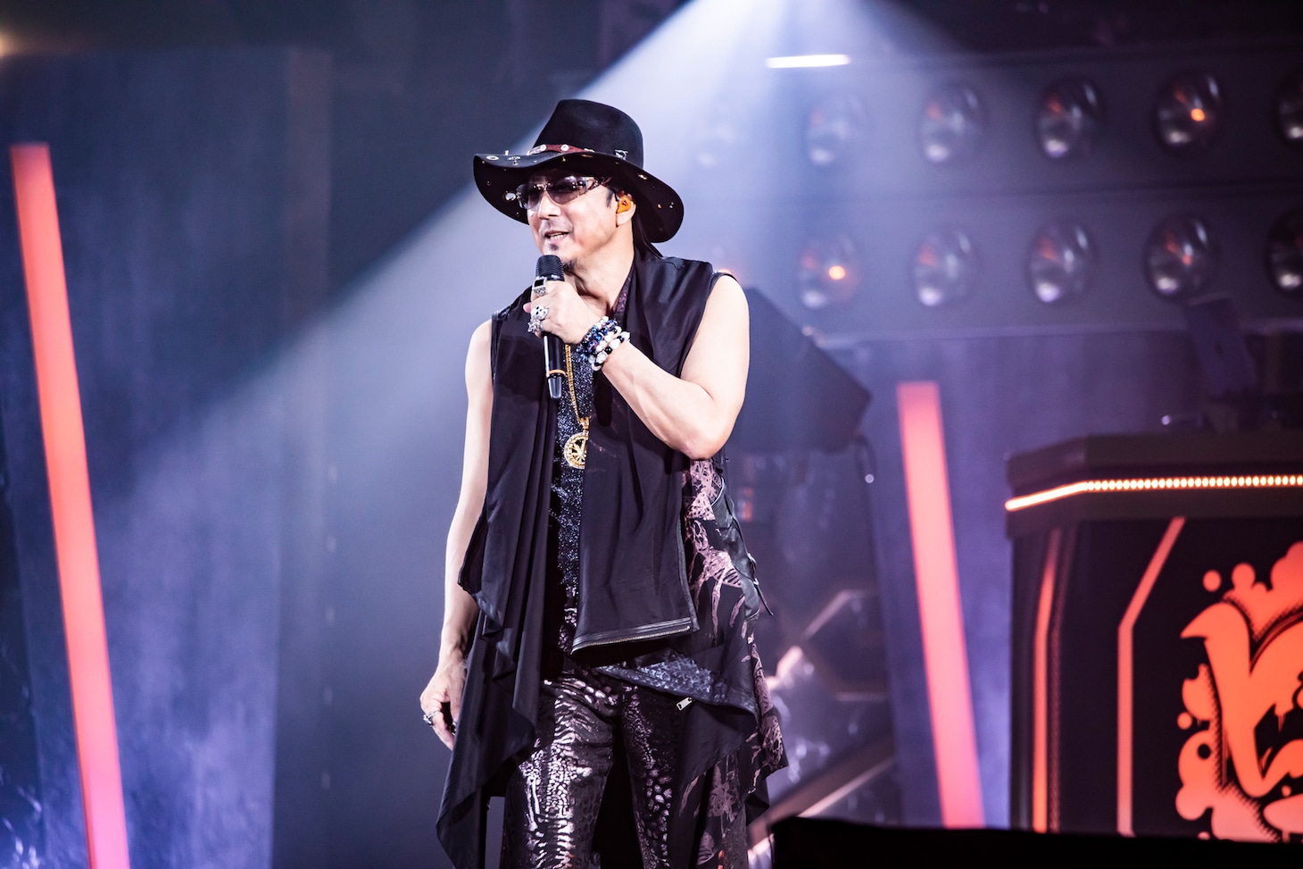 黒田崇矢