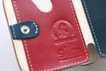 「手塚治虫ワールドコラボ『火の鳥』ロビタ」の内側。