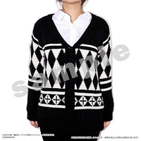 「東京リベンジャーズ カーディガン（ドラケンイメージ）」レディースサイズの着用イメージ。