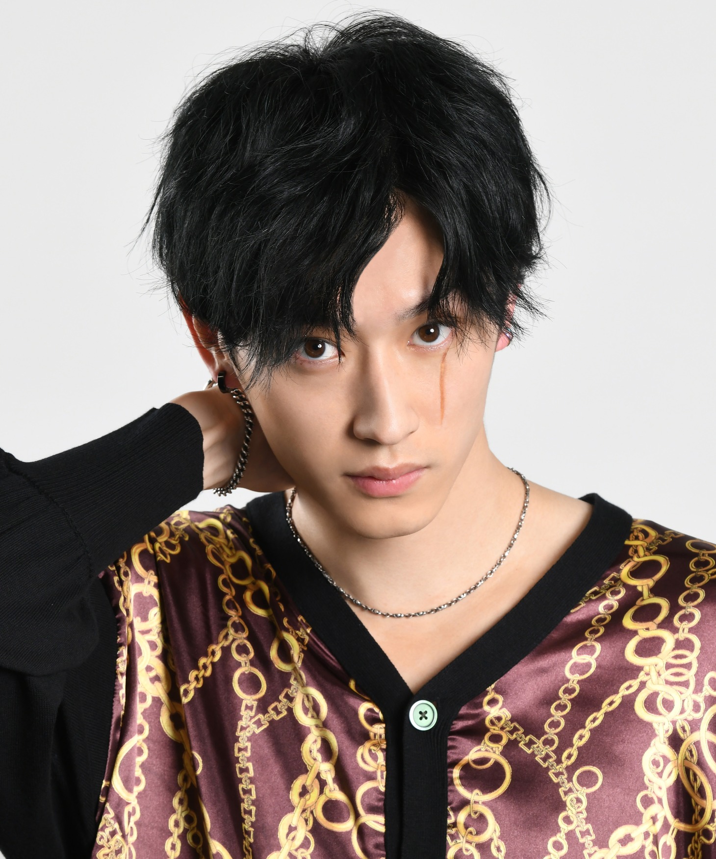 黒川森生役を演じる杉野遥亮。