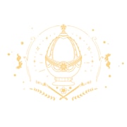 一部アイテムに使われている図柄。マミをモチーフにしており、ソウルジェムや髪飾り、マスケット銃が描かれている。