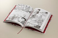 「乙嫁語り」ワイド版1巻を開いたところ。本のノドの部分まで楽しめるよう、ホローバック製本が採用されている。