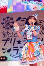 ラビリィ役の田中美海。
