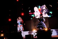 左からソルル役の斎賀みつき、ルルナ役の山村響。