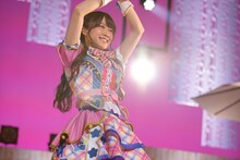 青葉りんか役の厚木那奈美。