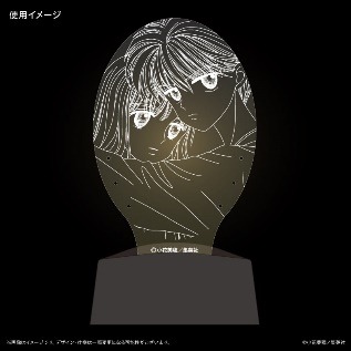 「こどものおもちゃ」のLEDアクセサリースタンド。