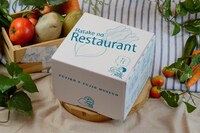 「畑のレストラン」の食器のボックス。