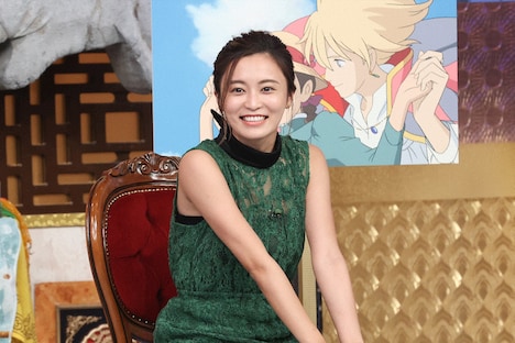 「今夜くらべてみました」より、小島瑠璃子。