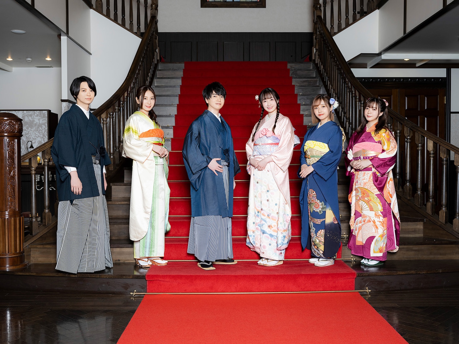 キャスト6人の写真。左から土岐隼一、安済知佳、小林裕介、会沢紗弥、宮本侑芽、伊藤彩沙。