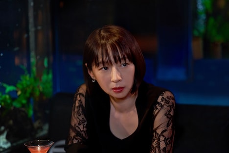 ドラマ「それでも愛を誓いますか?」より酒井若菜演じる足立沙織。