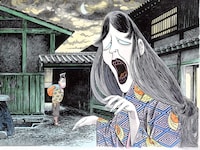 青女房。女官の姿をして人が来るのを待っている。画像提供：ユニバーサル・スタジオ・ジャパン