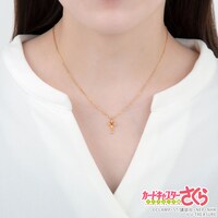 「カードキャプターさくら コスチューム ネックレス（OP2ver.）」の着用イメージ。。