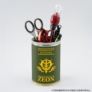 「機動戦士ガンダム　ジオン公国軍 食糧カンパン（10缶入）」の缶の使用イメージ。