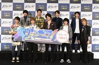 「公開記念第二弾舞台挨拶 全員リョーマ！」の様子。