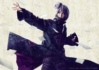 小林由佳扮する小南。