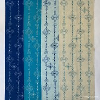 百葉堂の帯揚げ十字繋ぎ。左から、瑠璃紺に甕覗、縹に鳥の子、甕覗に瑠璃紺、鳥の子に縹。