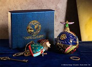 「耳をすませば キーホルダー ドワーフの王」と「耳をすませば 小物入れ エルフの王女」。