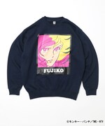 スウェットの「ネイビー」。