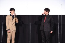 左から畠中祐、小野大輔。
