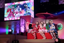 NonSugar。左からペッパー役の山下七海、のん役の田中美海、ちり役の大森日雅。