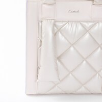 ロシアモデルのバッグ。