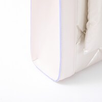 ロシアモデルのバッグ。