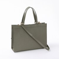 イギリスモデルのバッグ。