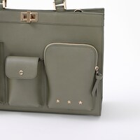 イギリスモデルのバッグ。