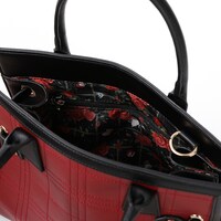 アメリカモデルのバッグ。