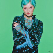 「『ディズニー ツイステッドワンダーランド』 ANNA SUI チョーカー」使用イメージ