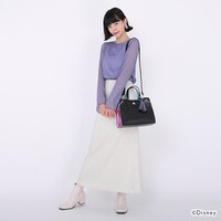 「オクタヴィネル寮 デザイン ショルダーバッグ」着用イメージ