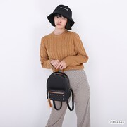 「サバナクロー寮 デザイン リュック」着用イメージ