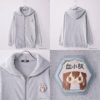 「はたらく細胞 ワッペン付パーカ」の「ブルー／血小板」。