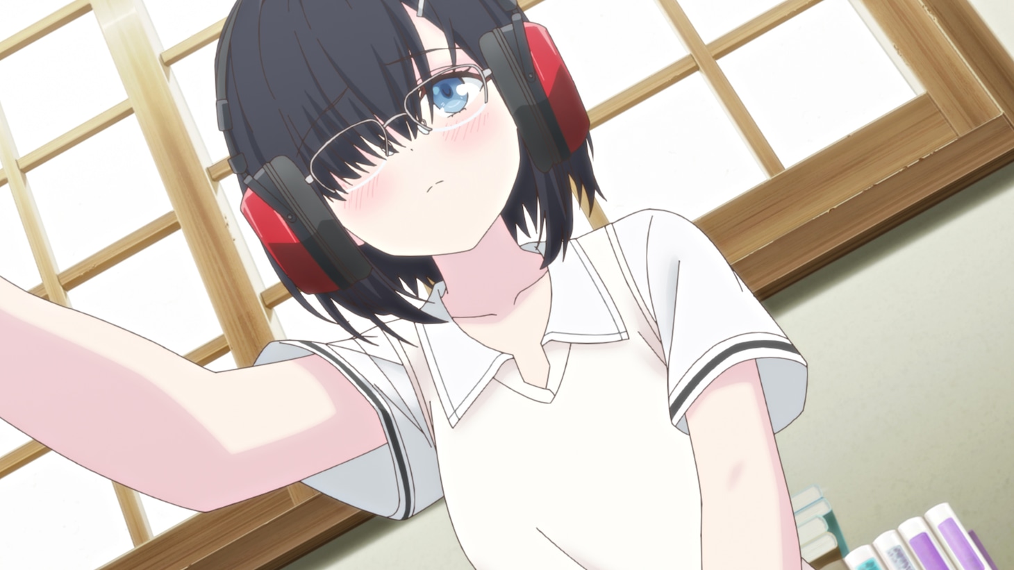 アニメ「180秒で君の耳を幸せにできるか？」第1話の場面カット。