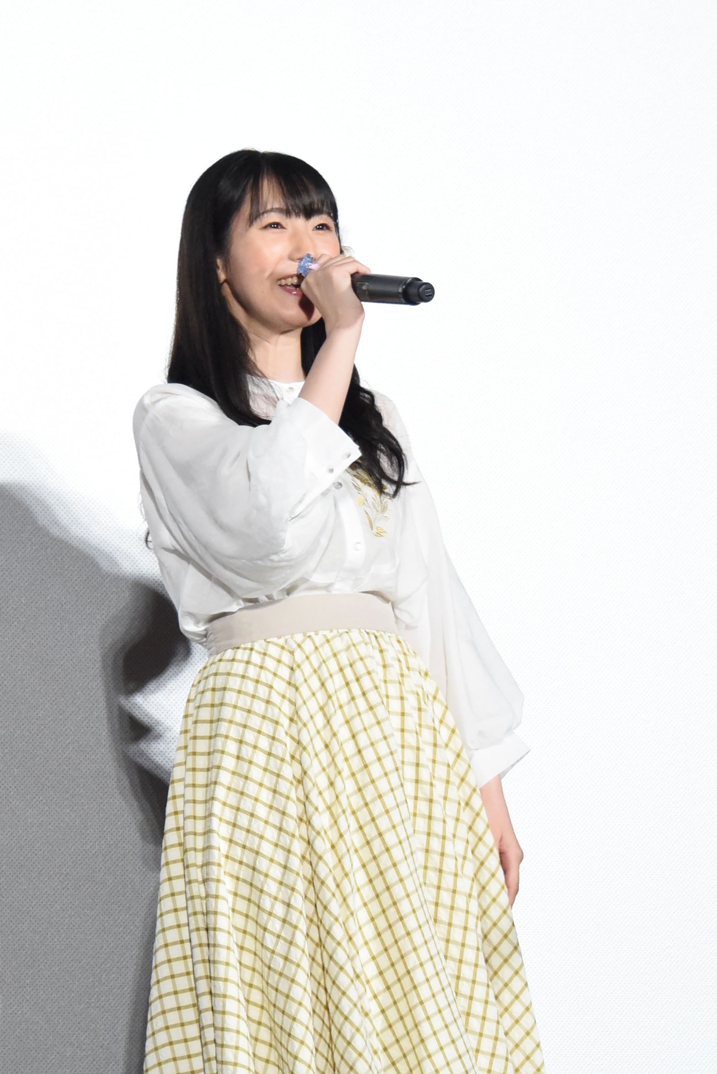 石川由依