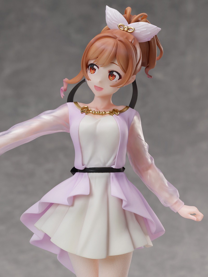 「美山鈴音 1/7スケールフィギュア」