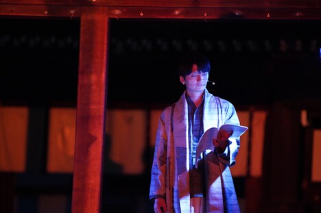 「世界文化遺産 下鴨神社 朗読劇 鴨の音 第二夜 『読還-よみがえり-』」より、島崎信長。