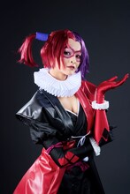 佃井皆美扮するハーレイ・クイン。