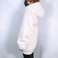 キャラ刺繍ボアジャケット（ベポ）のサイドイメージ。