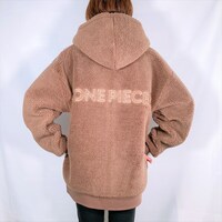 キャラ刺繍ボアジャケット（チョッパー）のバックイメージ。